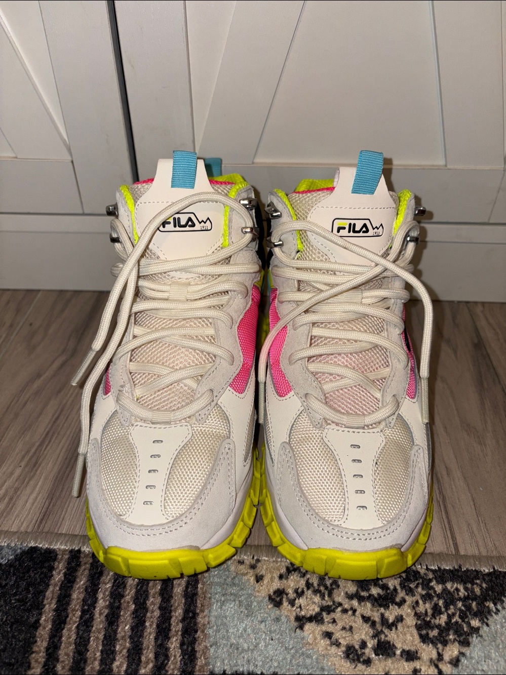 FILA women White Sneakers with Pink, Neon Yellow & Blue Accents brand new - Picture 3 of 12